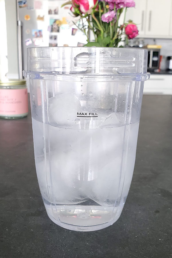 How much ice and water to put in a protein shake